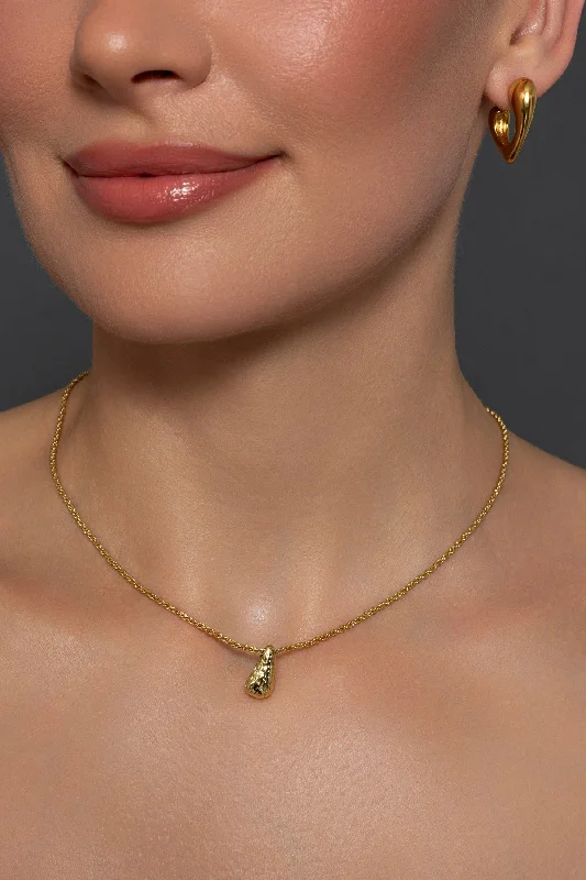 Gold Textured Pebble Pendant Necklace