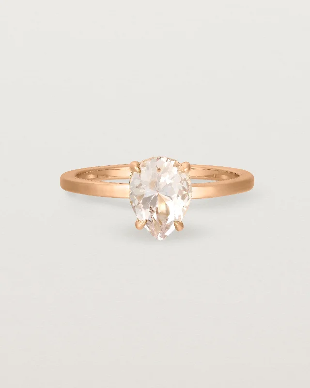 Una Pear Solitaire | Morganite