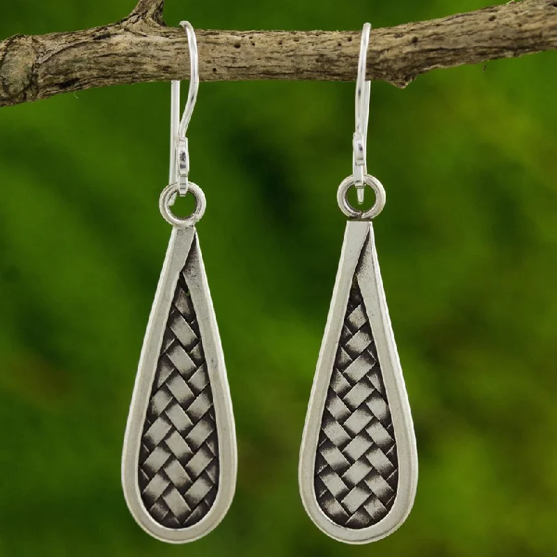 Handmade Silver 'Karen Morning' Earrings (Thailand) - 2.2*0.5