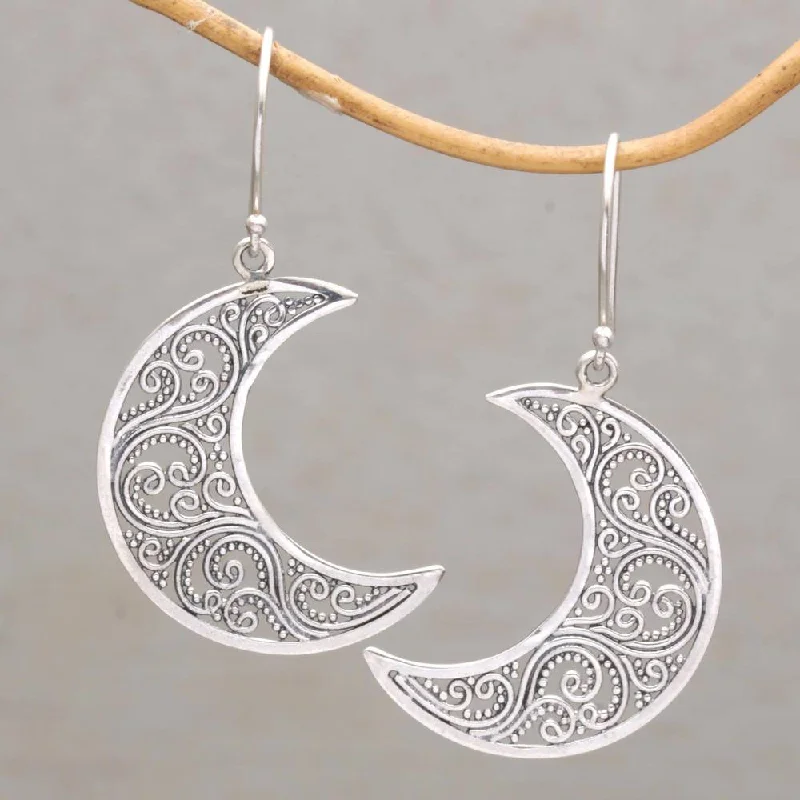 NOVICA Handmade Sterling Silver 'Crescent Vines' Earrings (Indonesia) - 1.9*0.9