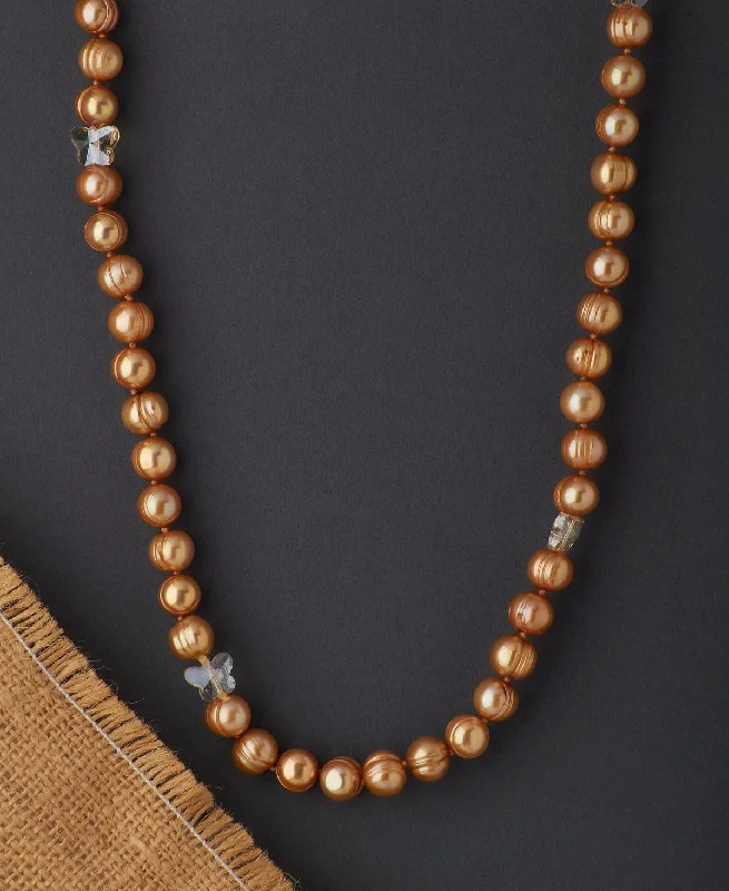 Fashionable Crystal & Real Pearl Necklace